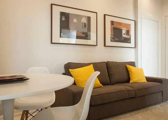 شقة Spacious And Modern In The Center Of Chiado