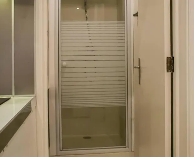 Spacious And Modern In The Center Of Chiado *