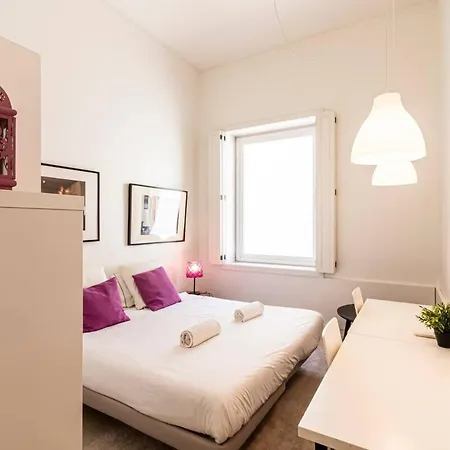 Spacious And Modern In The Center Of Chiado Apartment Lissabon